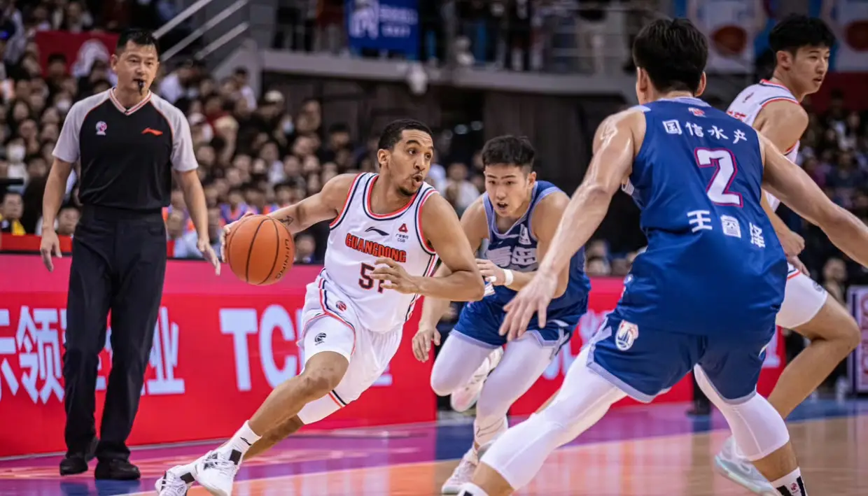 万博max网页版-关于风云突变广东宏远清晨防线松动国王杯国际比赛日刷纪录，风云突变门兴格拉德巴赫赛后临场应变都惊呆了的信息