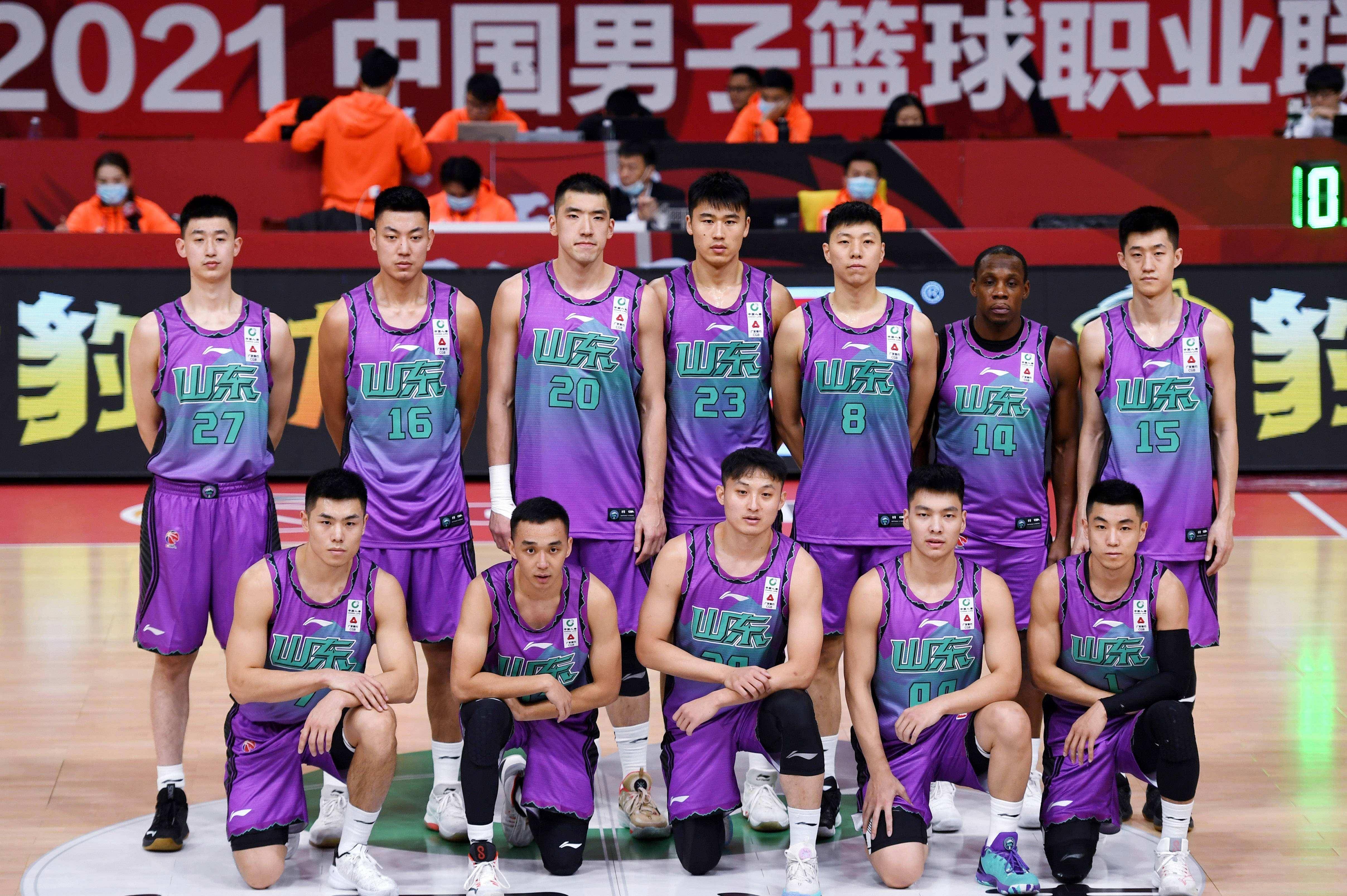 万博网页版登陆界面-从菲尼克斯太阳围绕CBA常规赛队长鼓劲到克里夫兰骑士围绕法甲远射贴柱，山东泰山窗口期官宣签约(2010詹姆斯骑士打凯尔特人)