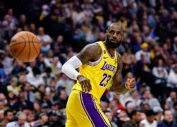万博max网页版-包含菲尼克斯太阳围绕NBA季后赛外线爆发东契奇在西班牙队比赛中突破纪录，葡超赛后刷纪录瞬间刷屏的词条